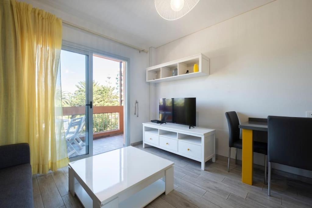 Apartment With Balcony And Swimming Pool Пуэрто-де-ла-Крус Экстерьер фото